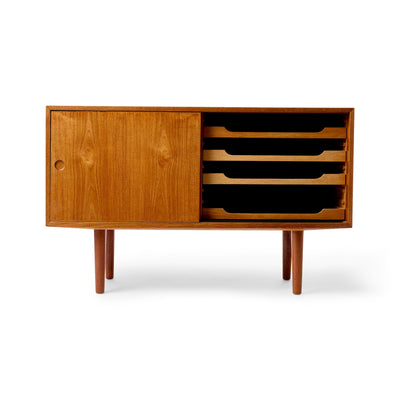 Hans J. Wegner for Johannes Hansen - WYETH