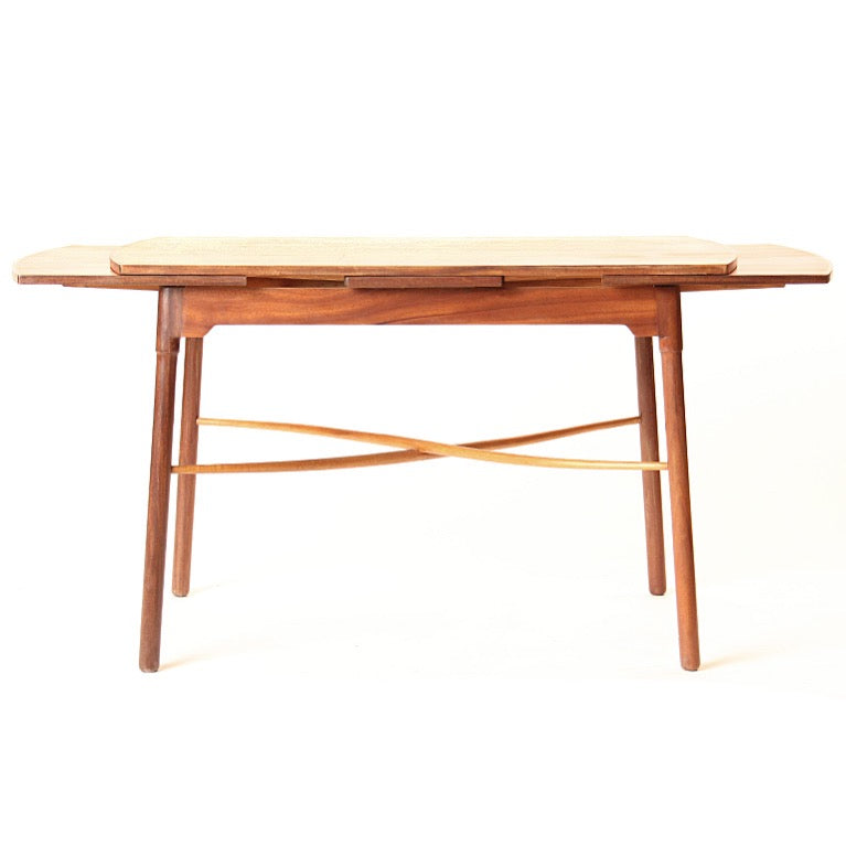 A Pair of End Tables with Extension Leafs by Ole Wanscher for Fritz Hansen