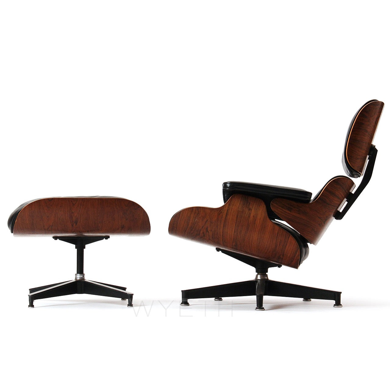 Eames Leather Lounge Chair by Charles & Ray Eames for Herman Miller, 1956 - WYETH