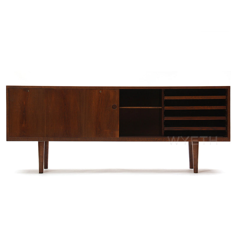 Credenza by Hans J. Wegner for Ry Møbler - WYETH