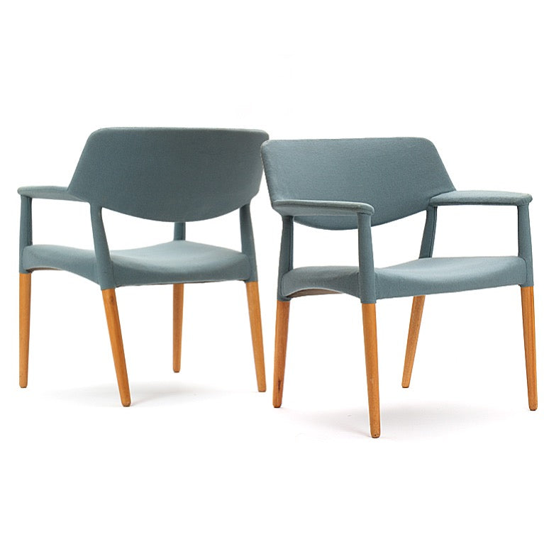 Pair of Arm Chairs by Ejner Larsen & Aksel Bender Madsen for Willy Beck - WYETH