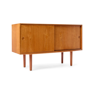 Hans J. Wegner for Johannes Hansen - WYETH