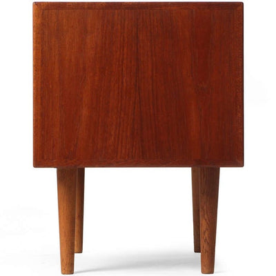 The 'Telephone Table' by Hans J. Wegner for Johannes Hansen, 1954 - WYETH