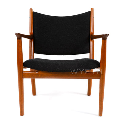 Pair of Lounge Chairs by Hans J. Wegner for Johannes Hansen