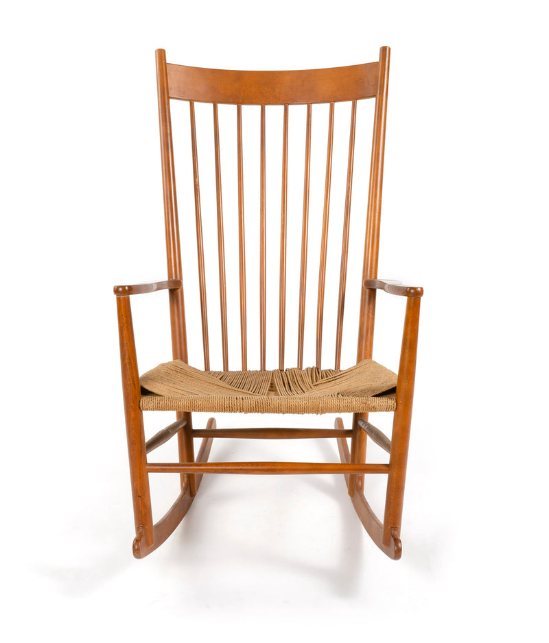 The J 16 Shaker Rocking Chair by Hans J. Wegner for FDB - WYETH