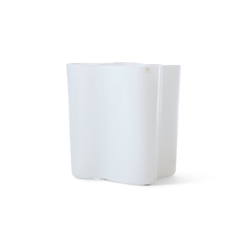 Magnificent Scale Aalto Savoy Vase by Alvar Aalto for Iittala glassworks
