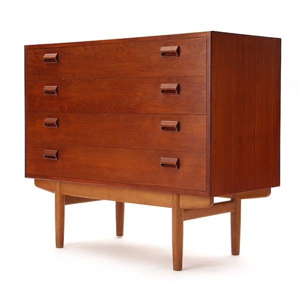 Handsome Teak 4 Drawer Cabinet by Borge Mogensen